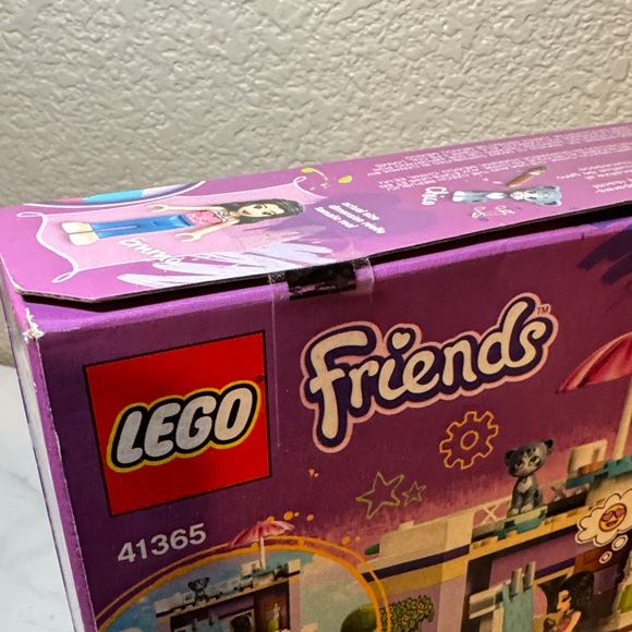 LEGO Friends # 41365 Emma’s Art Studio. Sealed. New. - Picture 4 of 17